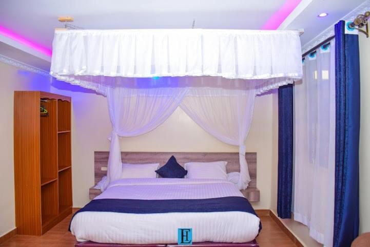 Ebisa Hotel Limited Marsabit エクステリア 写真
